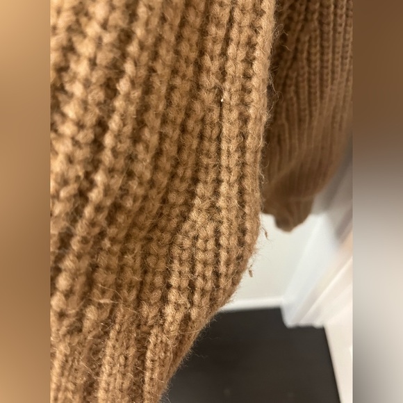 Doen Sweater - Picture 3 of 7